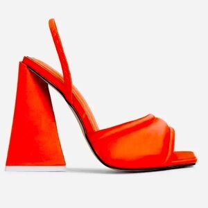 Summer heels. In orange